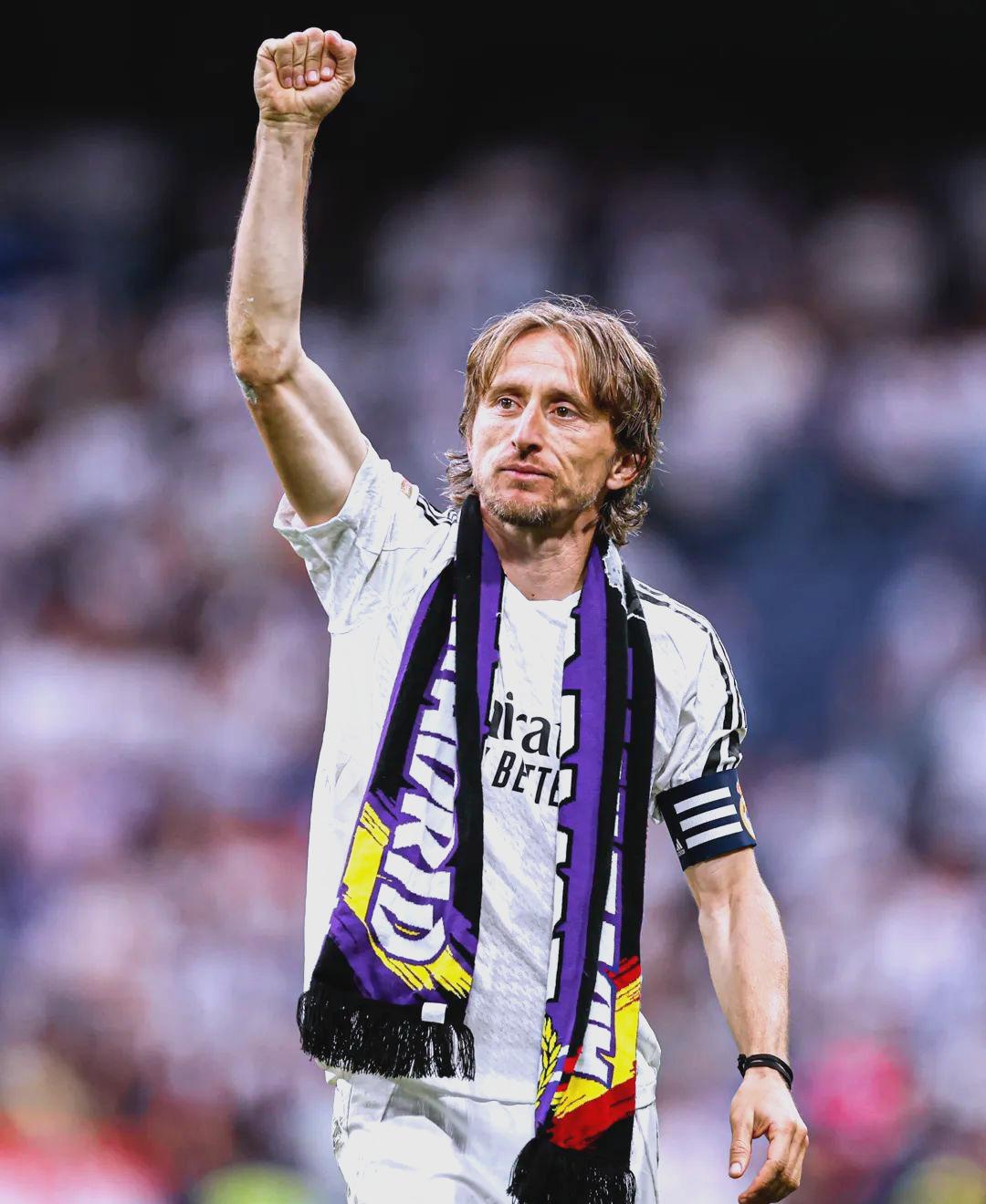 每体：罗克返回巴甲后表现出色，受到曼联和安切洛蒂的关注