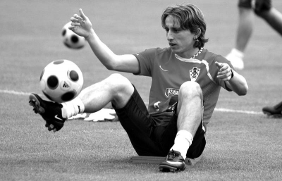 莱因克尔：巴萨对我有着特殊的意义；莱万是历史最佳中锋之一