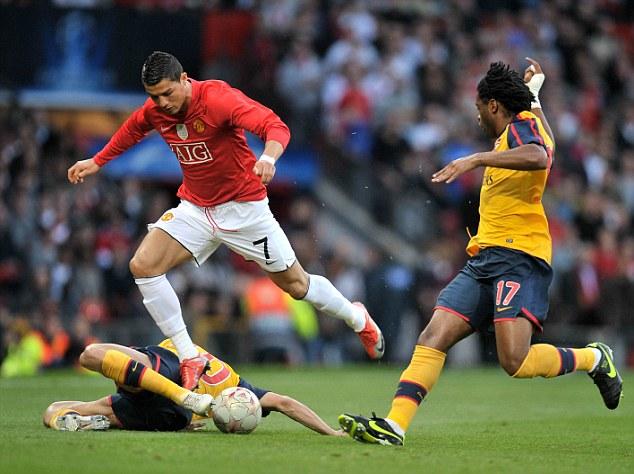 伯纳乌变装，现代化球场伯纳乌＂秒变＂橄榄球比赛场地