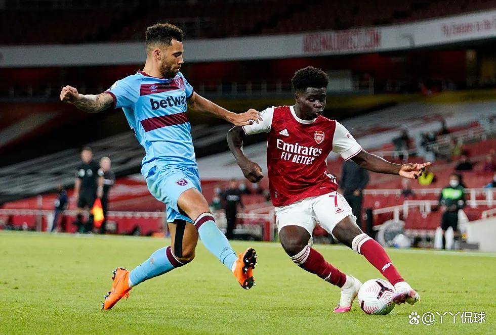 2026年世界杯抽签出炉：姆巴佩小组赛遇哈兰德，梅西与C罗或对决八强赛